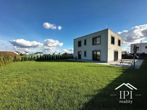 Prodej vily, Praha - Březiněves, 155 m2