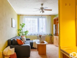 Prodej bytu 2+kk, Kladno, Vít. Nezvala, 44 m2