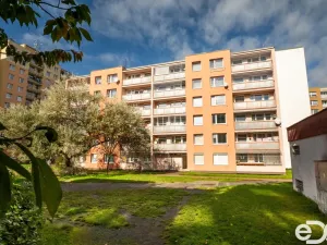 Prodej bytu 2+kk, Kladno, Vít. Nezvala, 44 m2