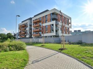 Pronájem garážového stání, Praha - Třebonice, K metru, 10 m2