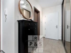 Prodej bytu 2+kk, Praha - Strašnice, Zvěřinova, 58 m2