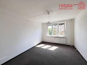 Pronájem bytu 2+1, Chomutov, Růžová, 60 m2