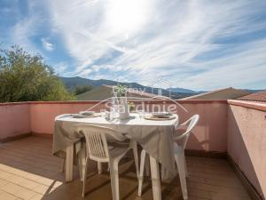 Prodej bytu 1+1, Badesi, Sardinie, Itálie, 41 m2