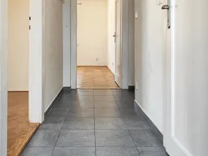 Prodej bytu 2+kk, Praha - Hloubětín, V chaloupkách, 48 m2