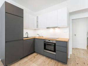 Prodej bytu 2+kk, Praha - Žižkov, Víta Nejedlého, 48 m2