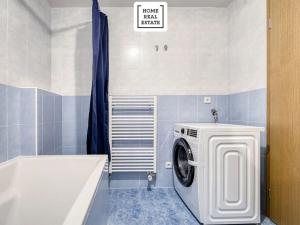 Pronájem bytu 2+kk, Praha - Břevnov, Bolívarova, 71 m2