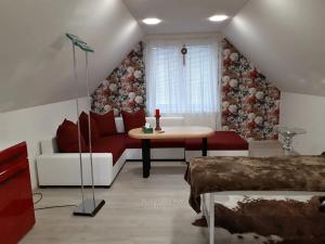 Pronájem rodinného domu, Hostivice, 75 m2