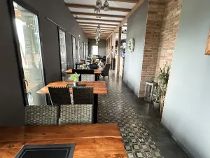 Prodej restaurace, Pasohlávky, 272 m2