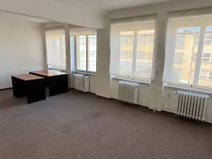 Pronájem kanceláře, Pardubice, Na Spravedlnosti, 30 m2
