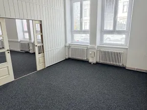 Pronájem kanceláře, Pardubice, Jana Palacha, 67 m2