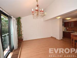 Pronájem bytu 2+kk, Praha - Hodkovičky, Klánova, 60 m2