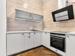 Prodej bytu 2+kk, Karlovy Vary, Svahová, 94 m2
