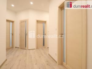 Prodej bytu 3+kk, Karlovy Vary, nábřeží Jana Palacha, 90 m2