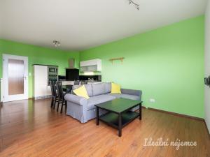 Pronájem bytu 2+kk, Praha - Kyje, Federova, 52 m2