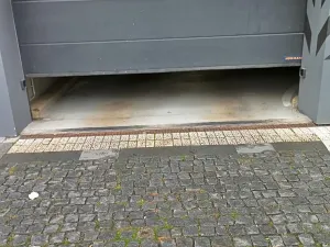 Prodej garážového stání, Praha - Holešovice, Jankovcova, 13 m2