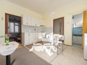 Prodej rodinného domu, Sezemice, 80 m2