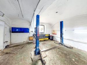 Pronájem skladu, Pardubice - Zelené Předměstí, Jana Palacha, 211 m2