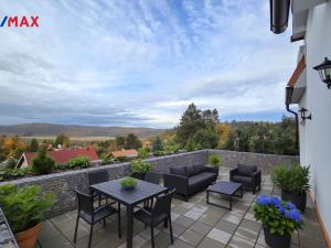 Pronájem bytu 2+kk, Všenory, Ke Hřbitovu, 102 m2