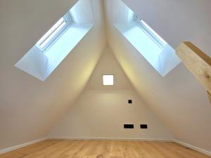 Pronájem bytu 2+kk, Všenory, Ke Hřbitovu, 84 m2