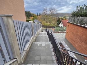 Pronájem bytu 2+kk, Všenory, Ke Hřbitovu, 84 m2