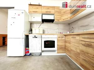 Pronájem bytu 2+1, Děčín - Děčín III-Staré Město, Zelená, 68 m2