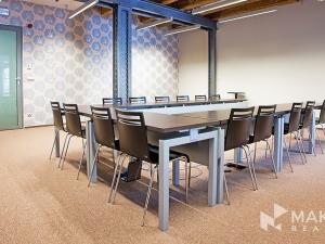 Pronájem kanceláře, Praha - Holešovice, Jankovcova, 237 m2