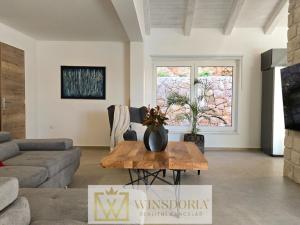 Prodej rodinného domu, Jadranovo,Chorvatsko, 200 m2