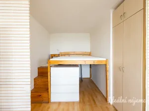 Pronájem bytu 1+kk, Praha - Letňany, Třinecká, 39 m2