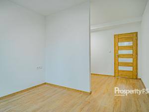 Prodej bytu 2+1, Karviná - Ráj, Kosmonautů, 52 m2