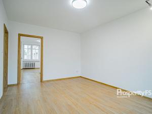 Prodej bytu 2+1, Karviná - Ráj, Kosmonautů, 52 m2