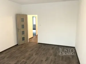Pronájem bytu 2+1, Děčín, Pohraniční, 60 m2