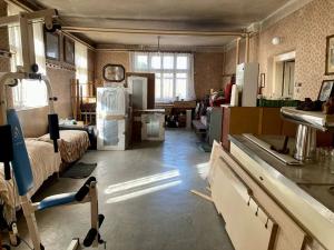 Prodej výrobních prostor, Bratronice, Hlavní, 300 m2