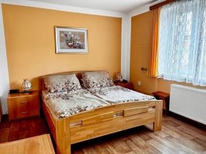 Prodej bytu 3+1, Kolinec, 73 m2