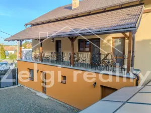 Prodej apartmánu, Bulhary, 200 m2