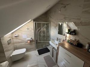 Pronájem bytu 2+kk, Praha - Holešovice, Kamenická, 70 m2