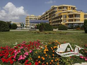 Prodej bytu 1+kk, Aheloy, Bulharsko, 67 m2