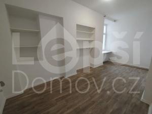 Prodej bytu 2+kk, Jeseník, Husova, 52 m2