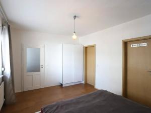 Prodej bytu 2+kk, Praha - Modřany, Pískařská, 55 m2