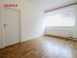 Pronájem bytu 3+1, Kladno, Kordačova, 80 m2