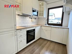 Pronájem rodinného domu, Králův Dvůr, Větrná, 80 m2