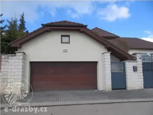 Dražba rodinného domu, Praha - Točná, Na Stráňkách, 166 m2