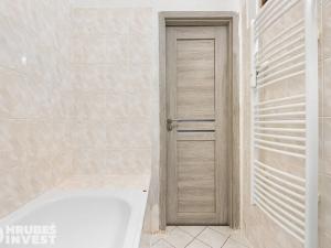 Prodej bytu 2+kk, Trutnov, náměstí Horníků, 56 m2