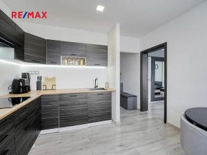 Prodej bytu 1+1, Chodová Planá, 35 m2