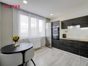 Prodej bytu 1+1, Chodová Planá, 35 m2