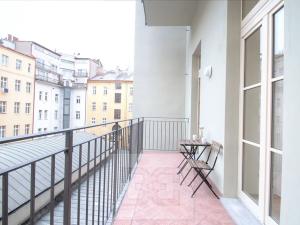 Pronájem bytu 3+1, Praha - Vinohrady, Mánesova, 111 m2