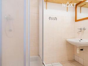 Pronájem obchodního prostoru, Český Krumlov, Budějovická, 33 m2