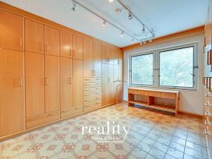 Prodej rodinného domu, Hodonice, U Pošty, 480 m2