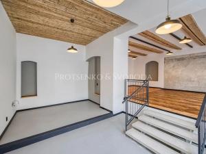 Pronájem obchodního prostoru, Třebíč, Hasskova, 127 m2