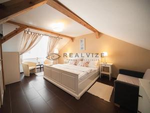 Prodej vícegeneračního domu, Nové Hrady, 880 m2