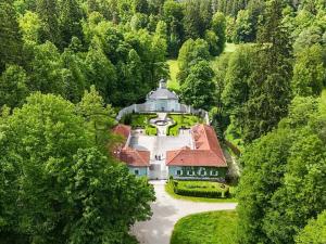 Prodej domu, Nové Hrady, 880 m2